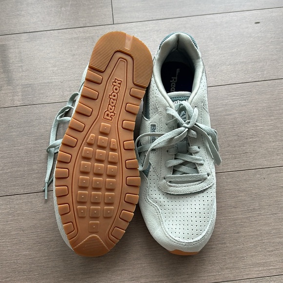 Reebok sneakers - Picture 4 of 4